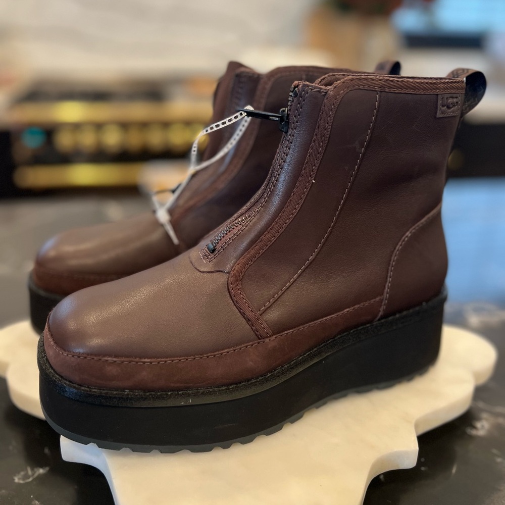 UGG **Brand New w/ Tags** Cityfunc Zip, Burnt Cedar, Size 8.5